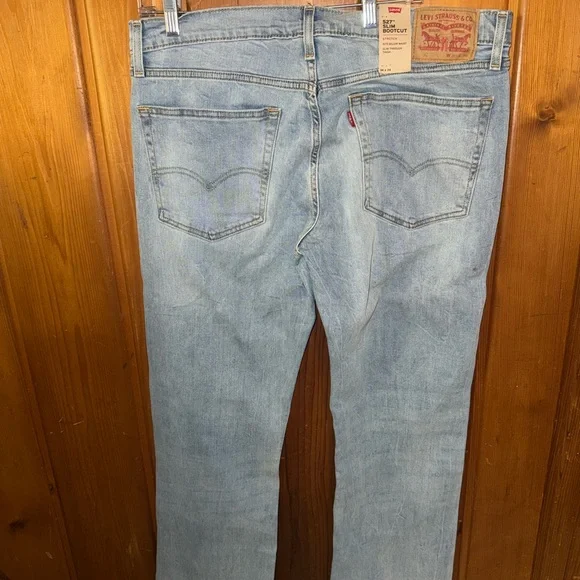 Levi's Men's Faded Blue Bootcut Jeans - Picture 3 of 3